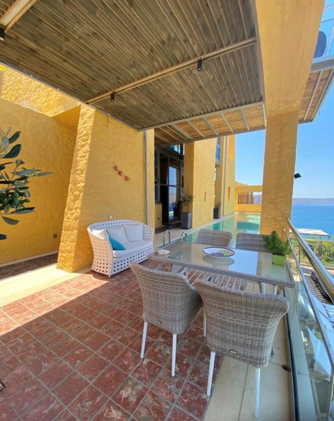 Beachfront Ravdoucha Epavlis Eleni Villa - Pool, Hot Tub, Gym, Sauna, Private Parking, Wifi Hriszí Aktí Haniá Kültér fotó