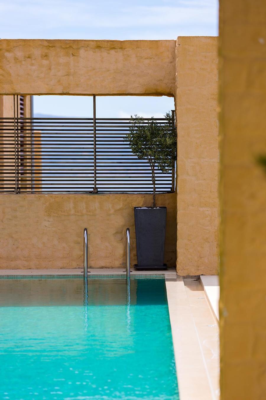 Beachfront Ravdoucha Epavlis Eleni Villa - Pool, Hot Tub, Gym, Sauna, Private Parking, Wifi Hriszí Aktí Haniá Kültér fotó