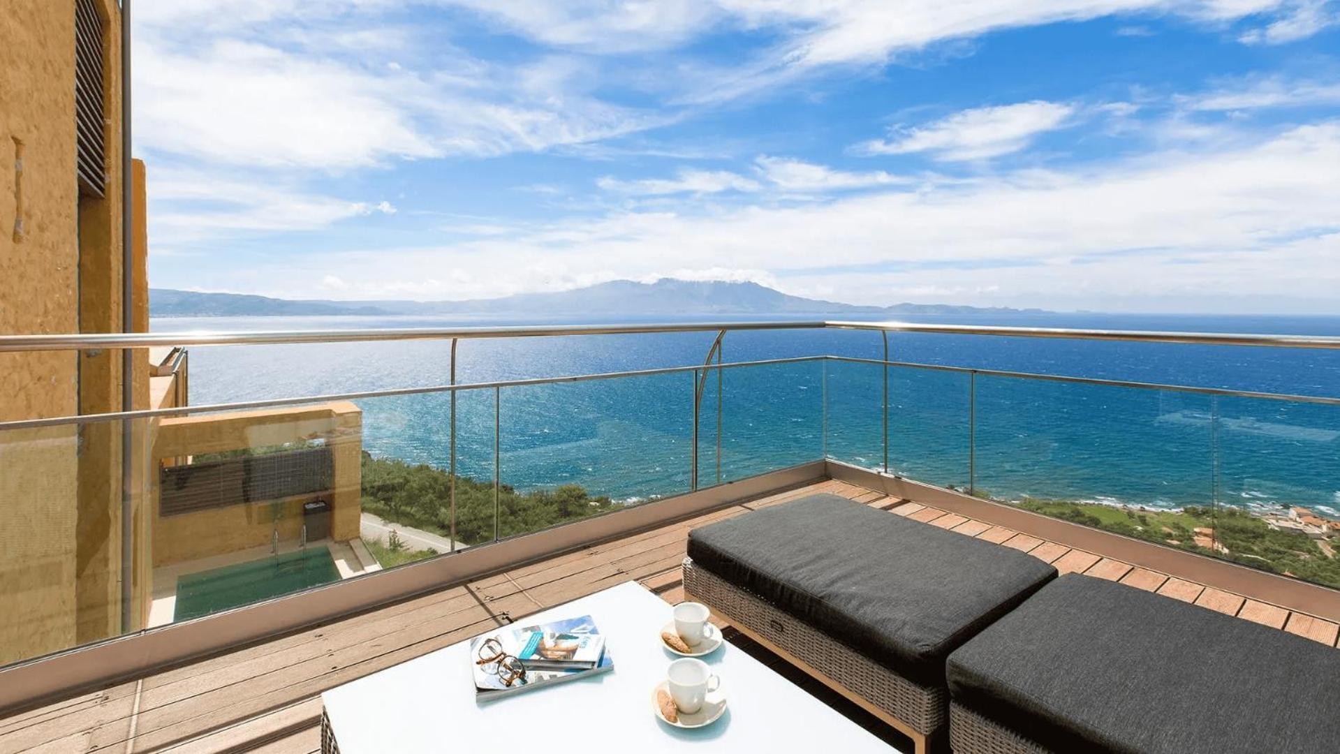 Beachfront Ravdoucha Epavlis Eleni Villa - Pool, Hot Tub, Gym, Sauna, Private Parking, Wifi Hriszí Aktí Haniá Kültér fotó