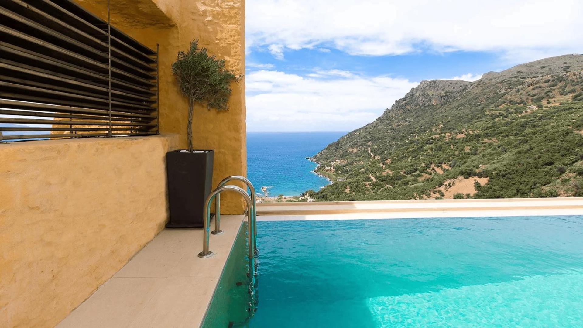 Beachfront Ravdoucha Epavlis Eleni Villa - Pool, Hot Tub, Gym, Sauna, Private Parking, Wifi Hriszí Aktí Haniá Kültér fotó